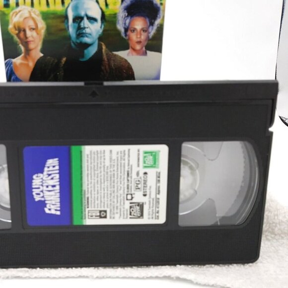Young Frankenstein Mel Brooks Gene Wilder Black & White VHS Comedy Horror - Picture 7 of 7